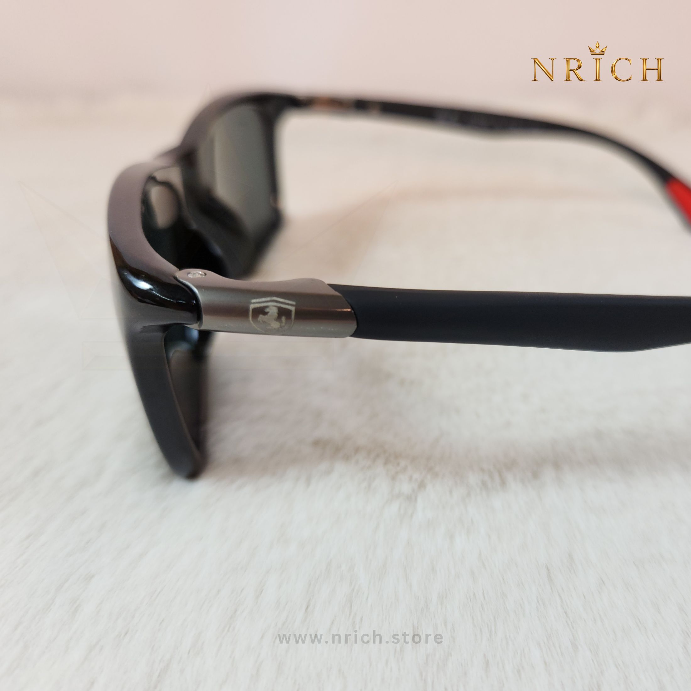 8352 Wayfarer Ferrari Edition