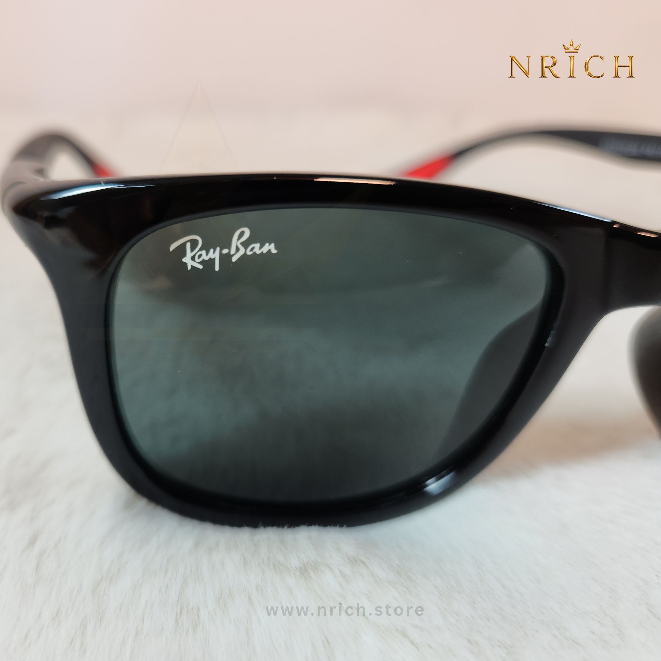 8352 Wayfarer Ferrari Edition view 4